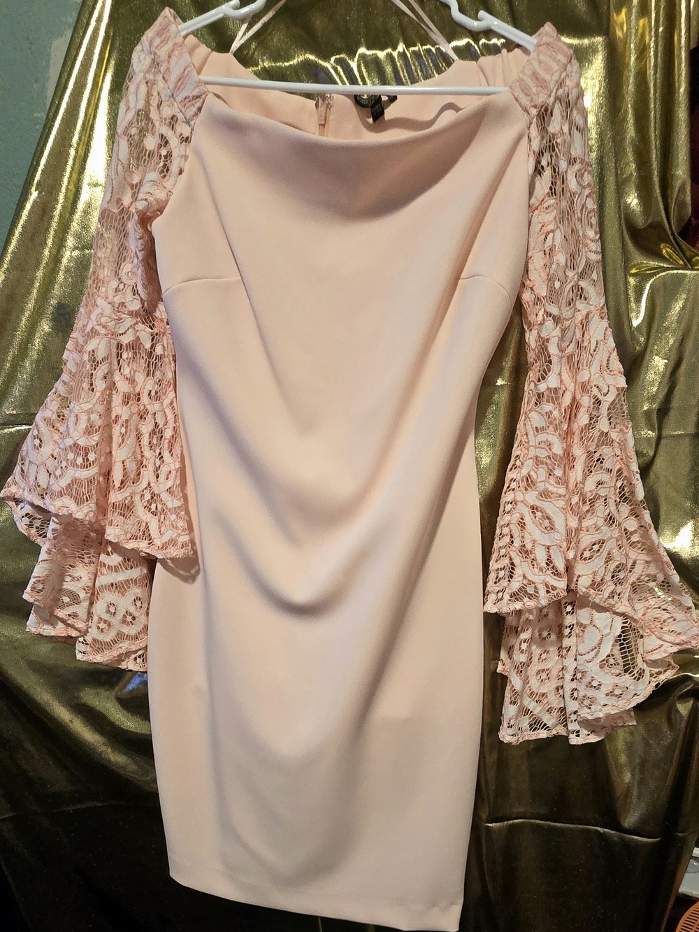Alberto Makali Powder Pink Lace Bell-Sleeve Midi Dress